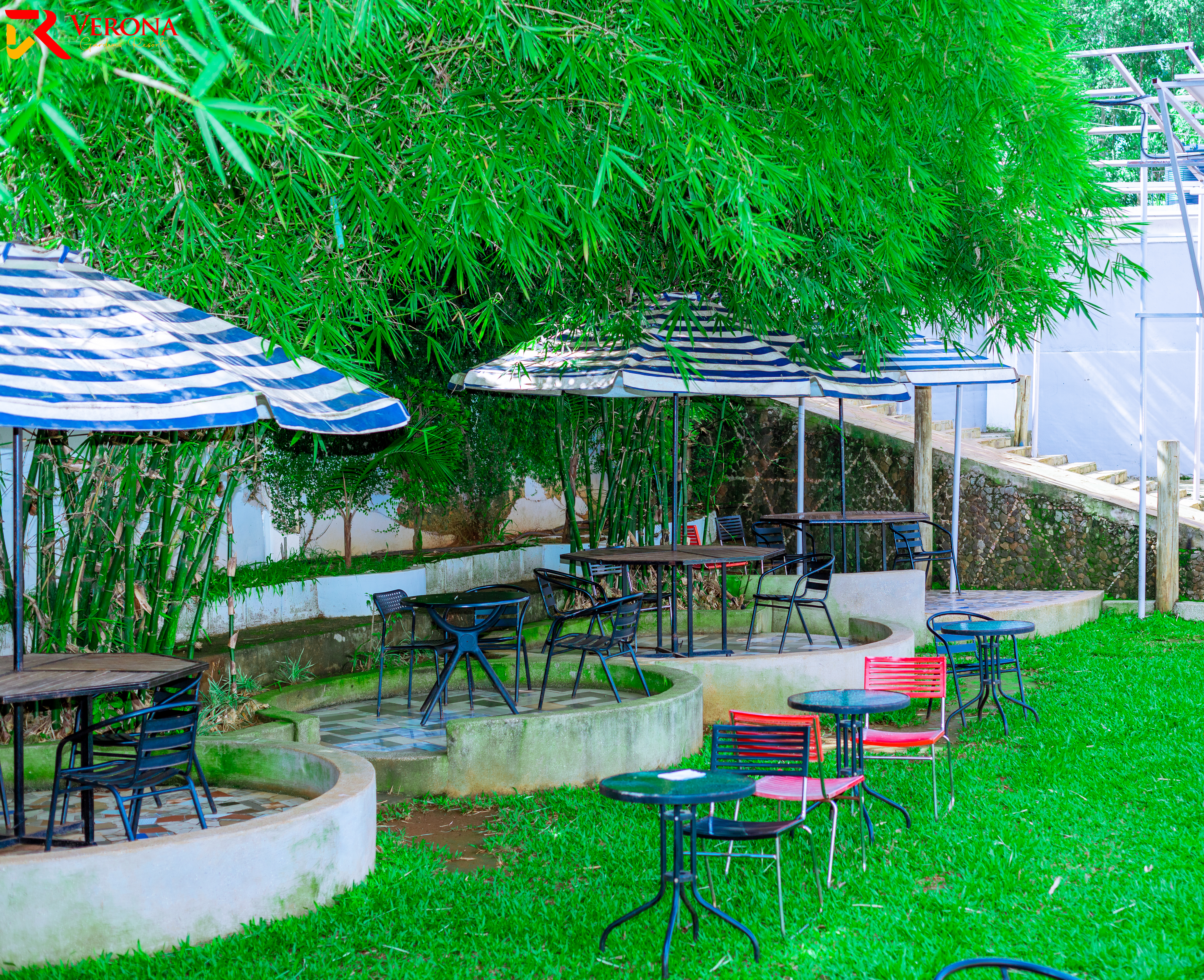 Luxury resort Kisii
 6